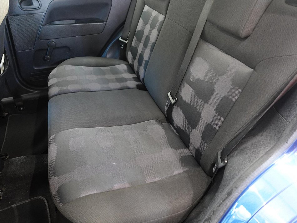 Ford Fusion 1.4i 