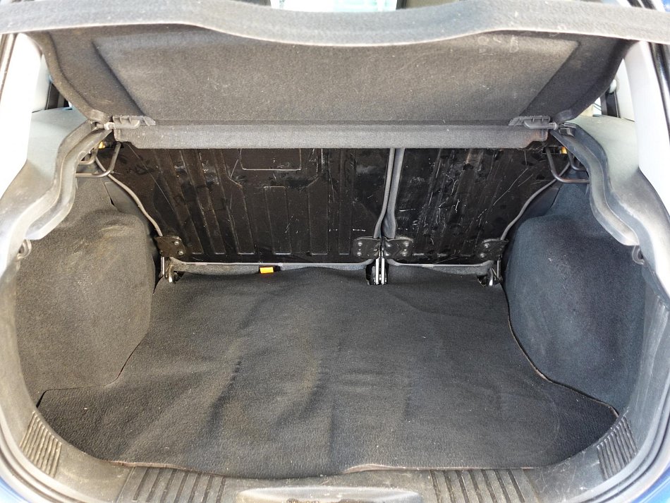 Ford Fusion 1.4i 
