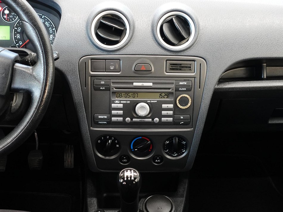 Ford Fusion 1.4i 