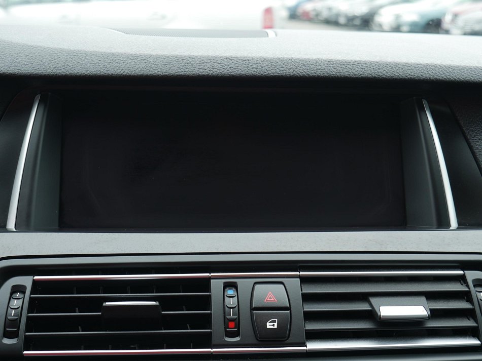 BMW Řada 5 2.0 d  520 xDrive