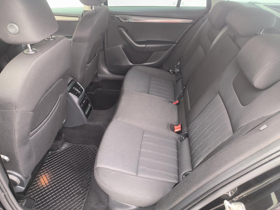Škoda Octavia III 2.0TDi Style