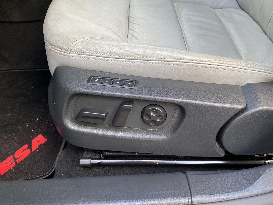 Škoda Octavia II 2.0TDi L&K