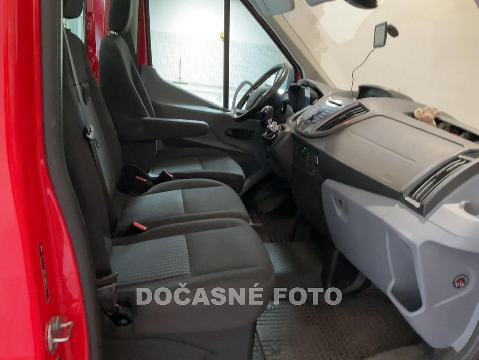 Ford Transit 2.0TDCi Trend L2H2 9míst