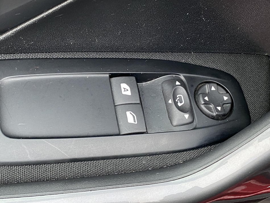 Peugeot 2008 1.2 PT Active