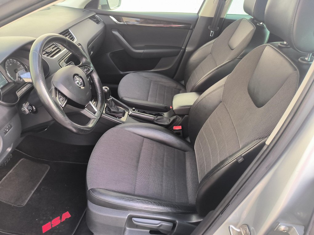 Škoda Octavia III 2.0 TDi Elegance