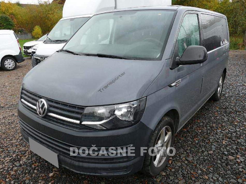 Volkswagen Transporter 2.0TDi  9míst