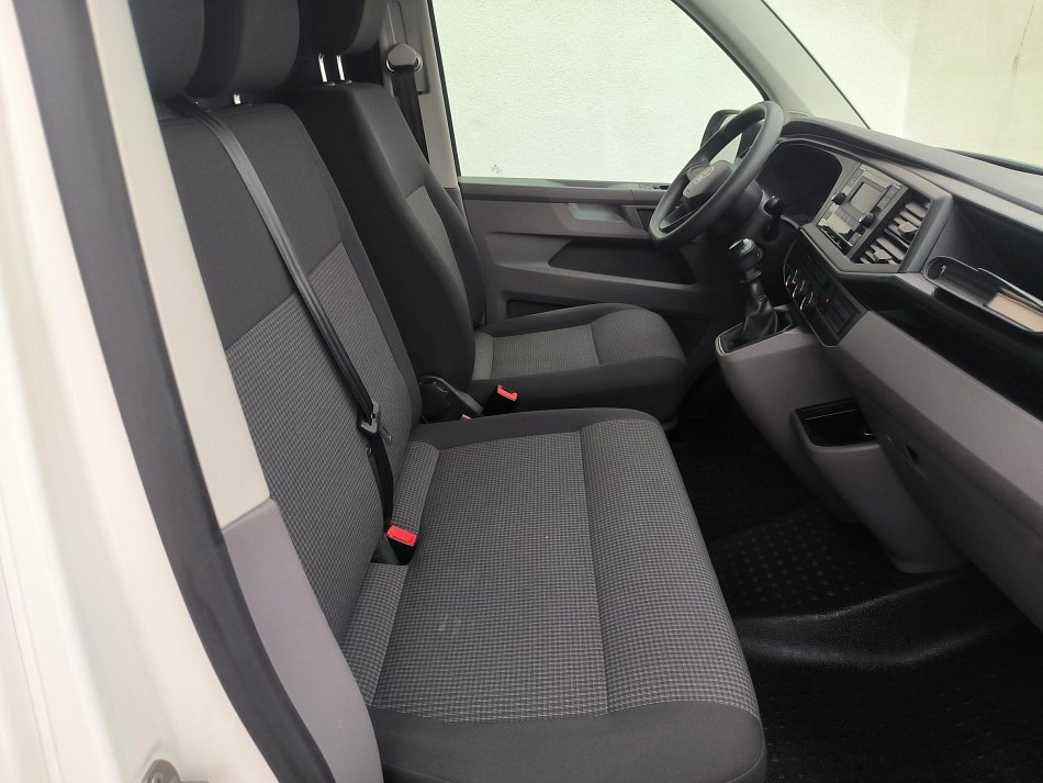 Volkswagen Transporter 2.0TDi  T6.1 L1H1