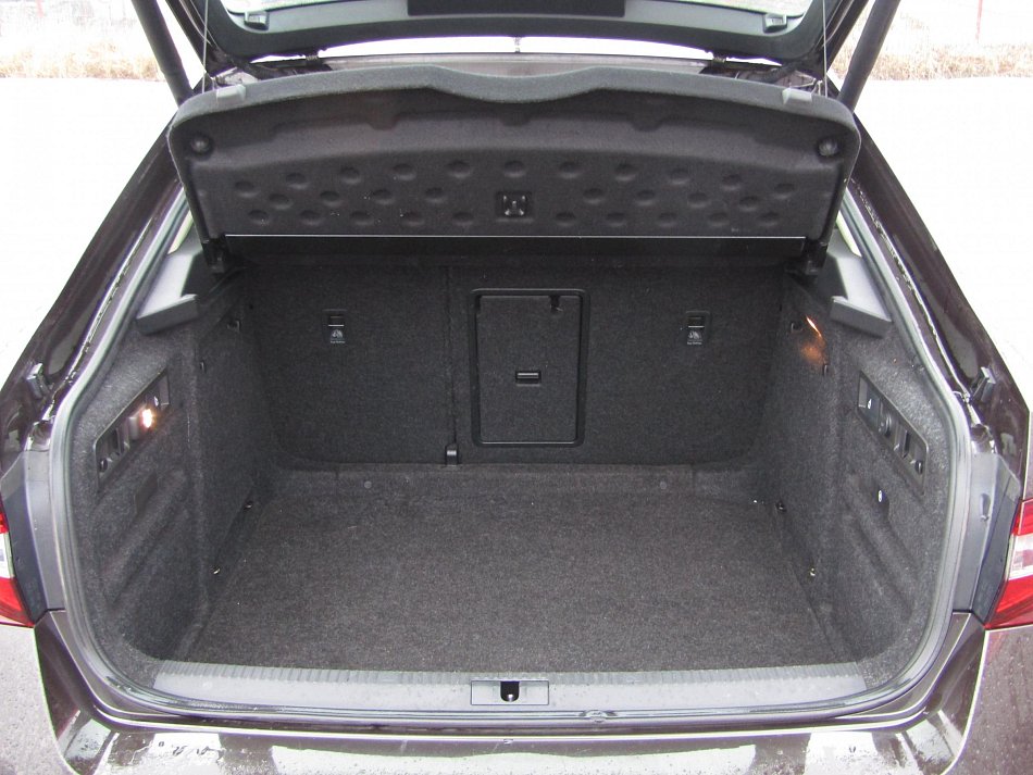 Škoda Superb III 2.0 TDi L&K