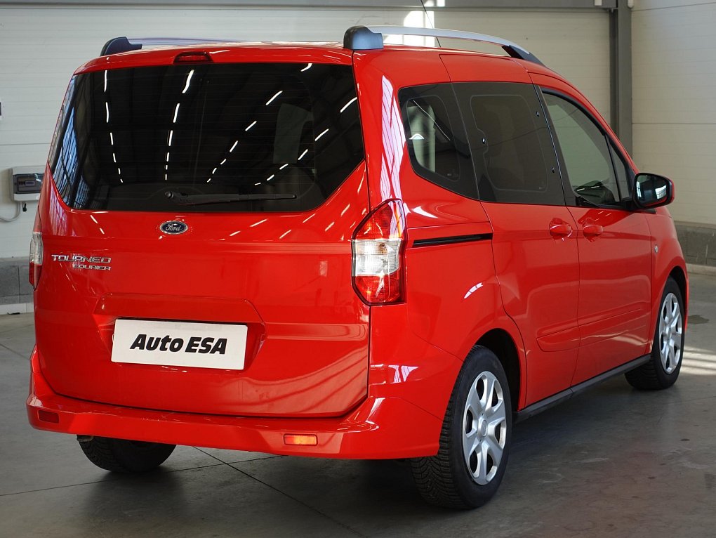 Ford Tourneo Courier 1.5TDCi 