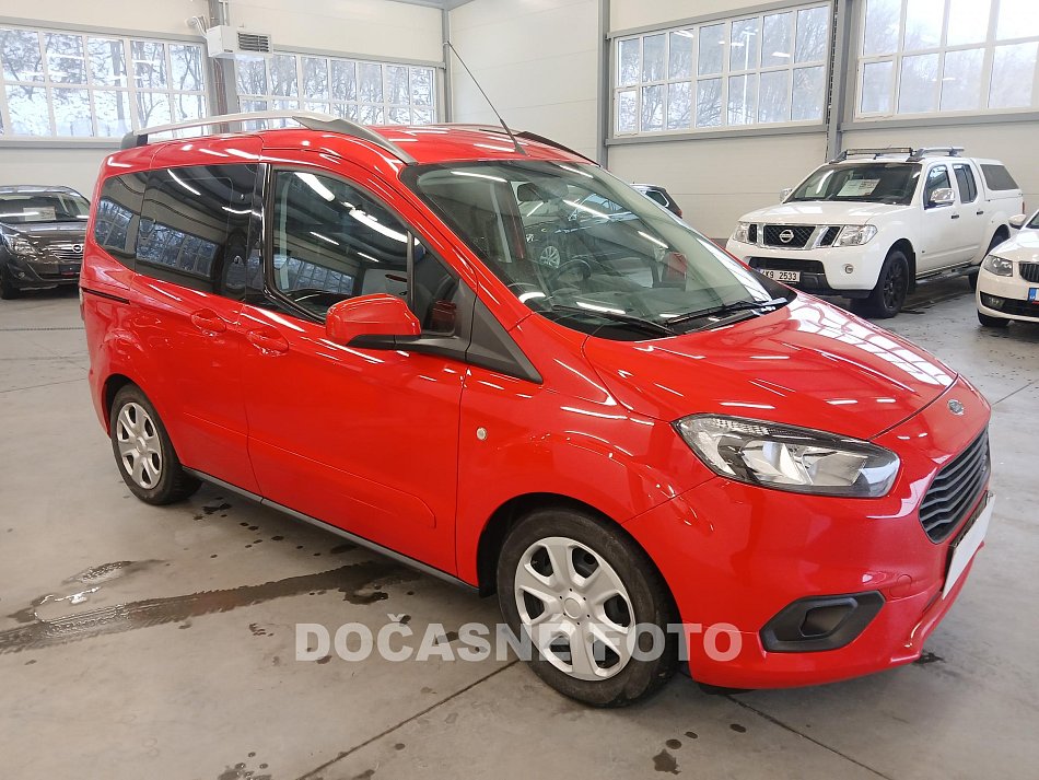 Ford Tourneo Courier 1.5tdci 