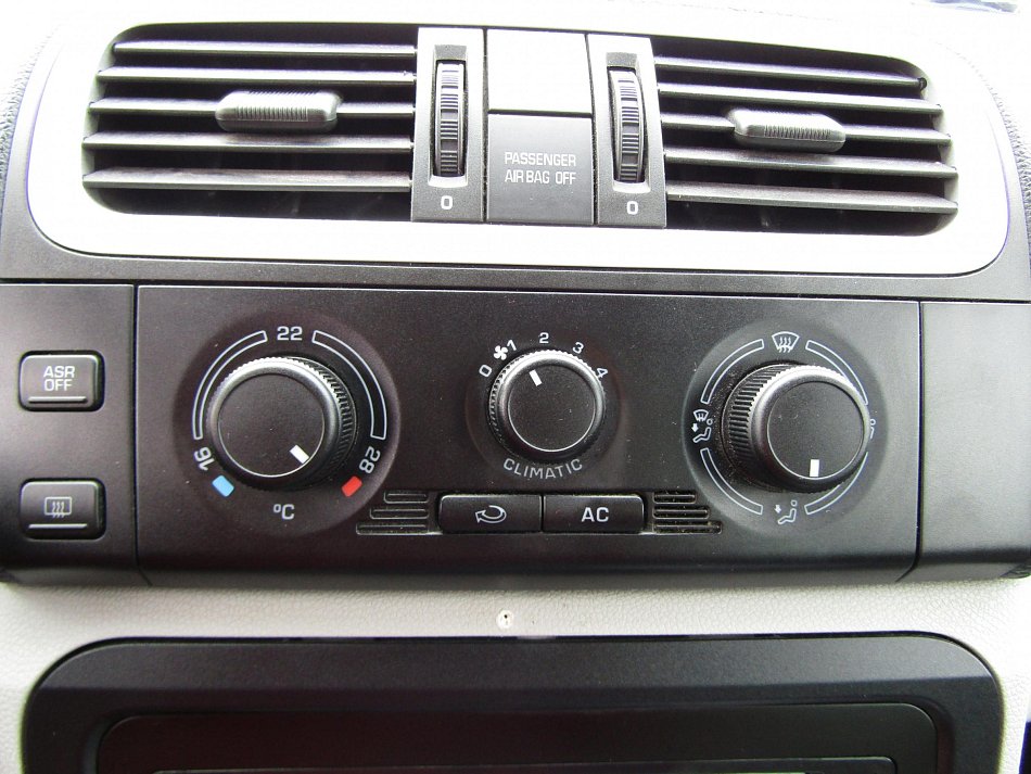 Škoda Roomster 1.6 16V 