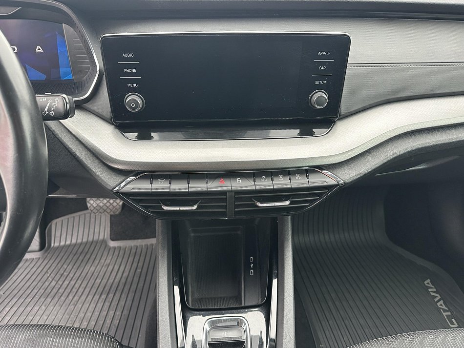 Škoda Octavia IV 2.0 TDi Ambition