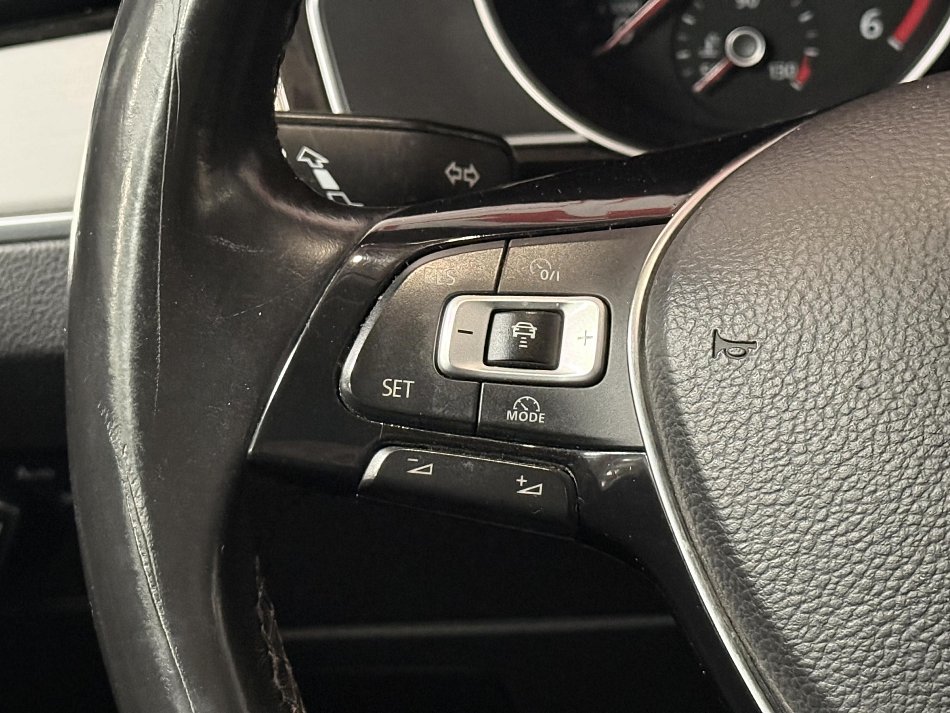 Volkswagen Passat 2.0 TDi Highline