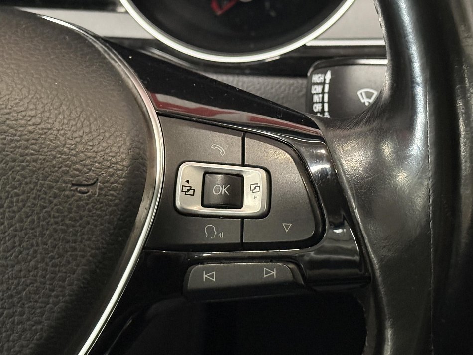 Volkswagen Passat 2.0 TDi Highline