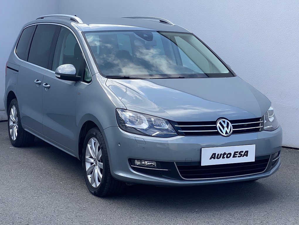 Volkswagen Sharan 2.0 TDi Highline 7míst