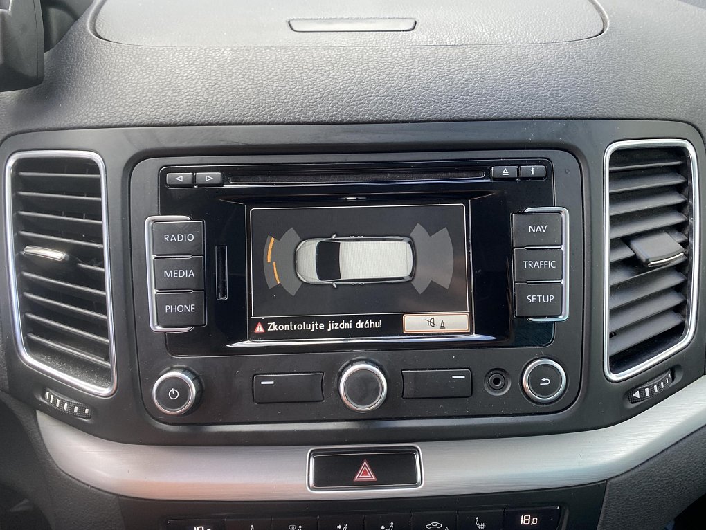 Volkswagen Sharan 2.0 TDi Highline 7míst