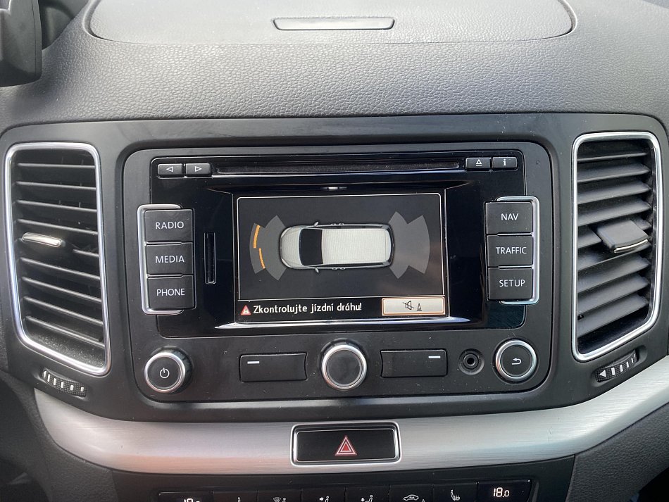 Volkswagen Sharan 2.0 TDi Highline 7míst