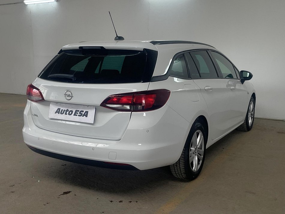 Opel Astra 1.5 CDTi Edition