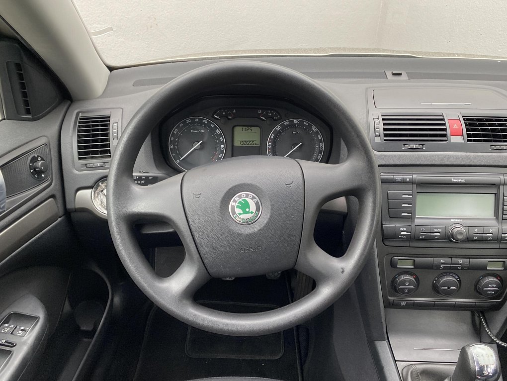 Škoda Octavia II 1.6MPi 
