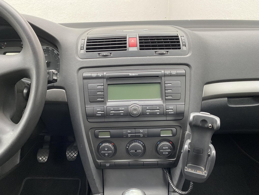 Škoda Octavia II 1.6MPi 