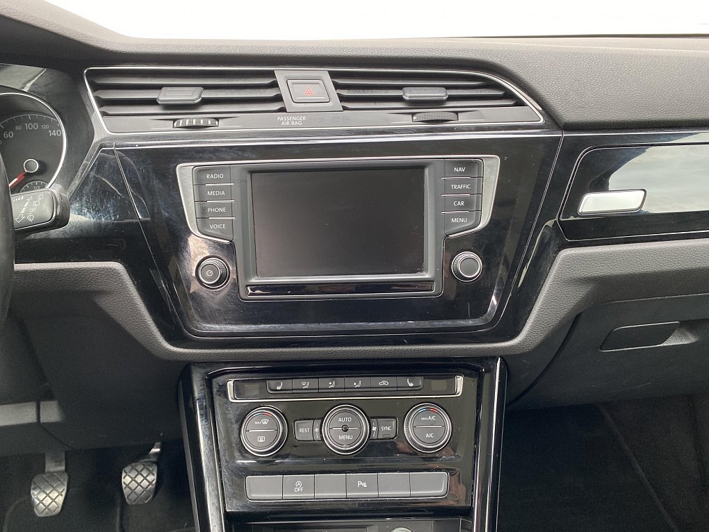 Volkswagen Touran 2.0 TDi 