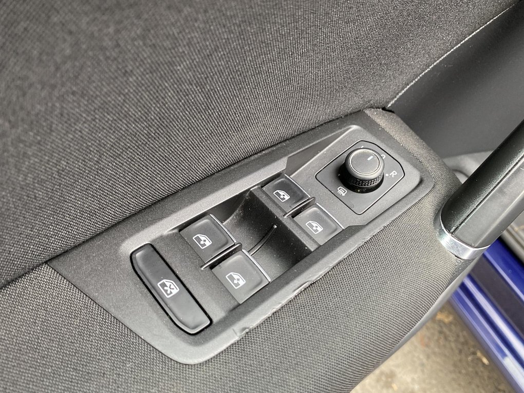 Volkswagen Touran 2.0 TDi 