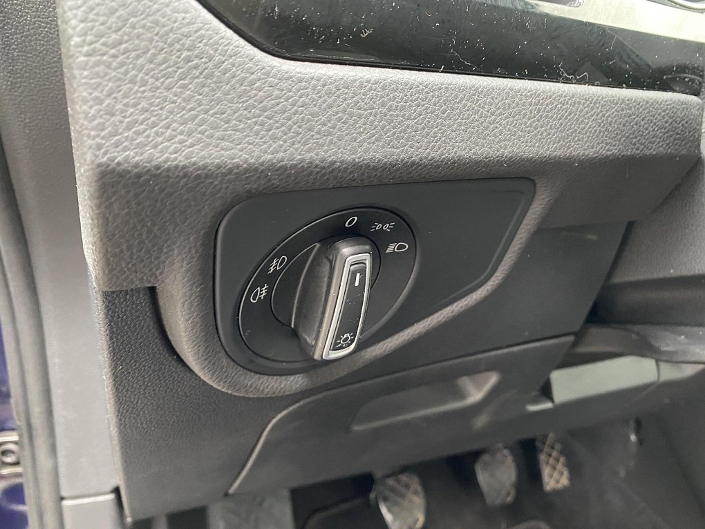 Volkswagen Touran 2.0 TDi 