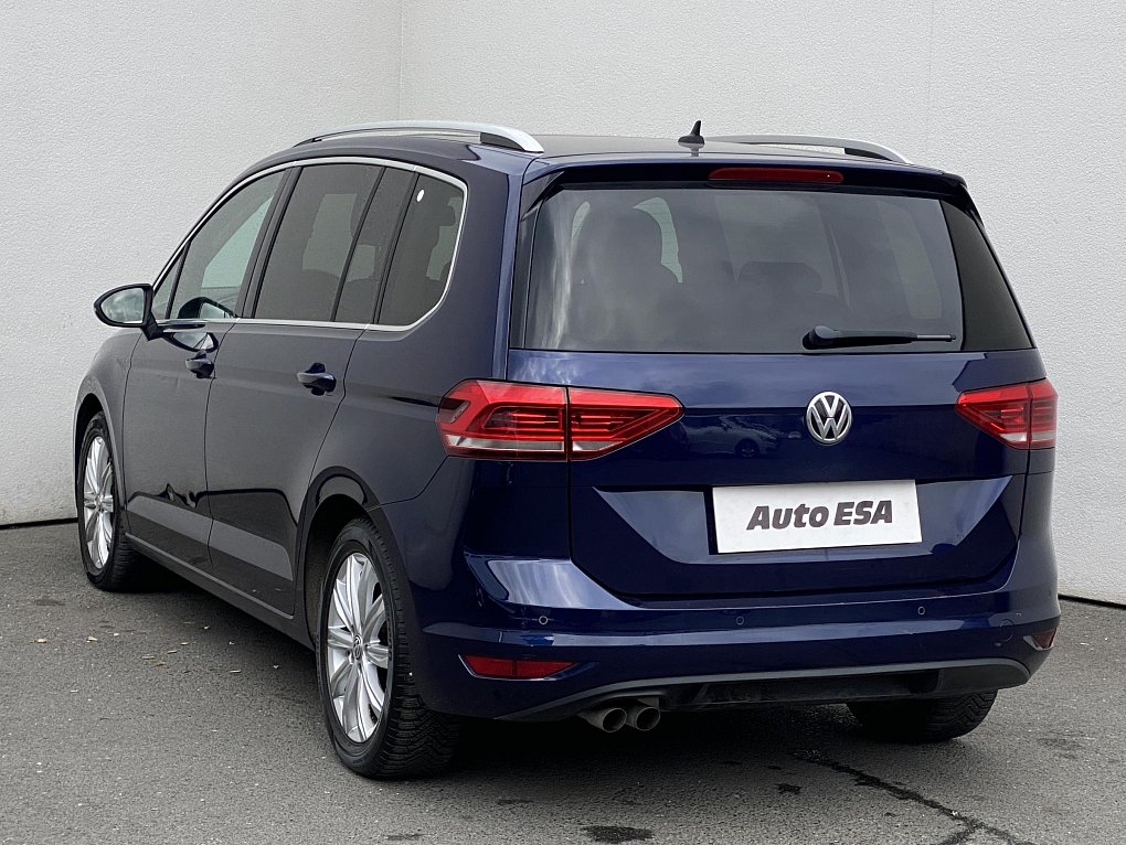 Volkswagen Touran 2.0 TDi 