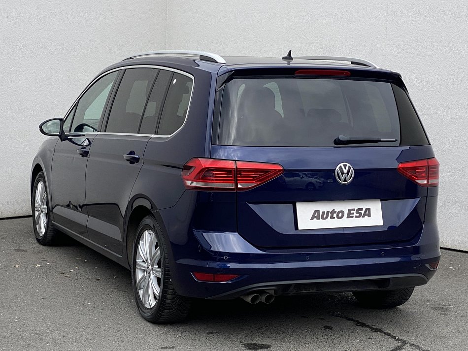 Volkswagen Touran 2.0 TDi 
