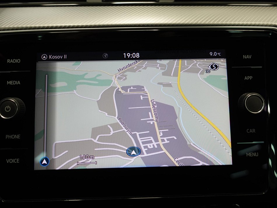 Volkswagen Passat 2.0 TSI 