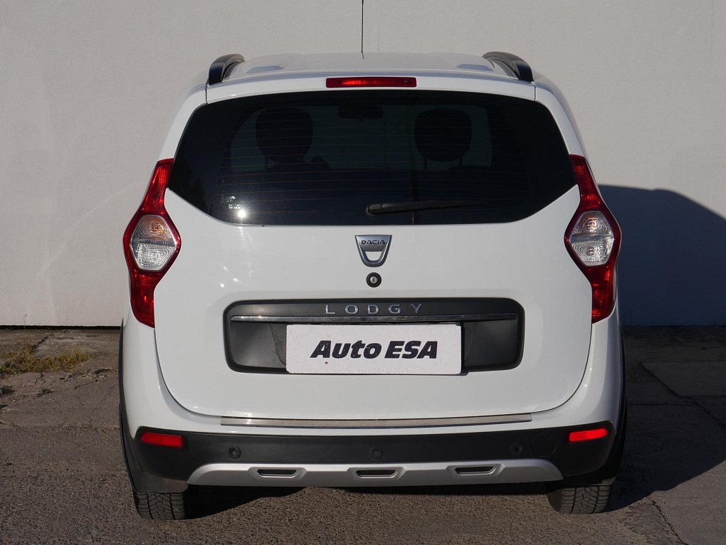 Dacia Lodgy 1.6i Stepway
