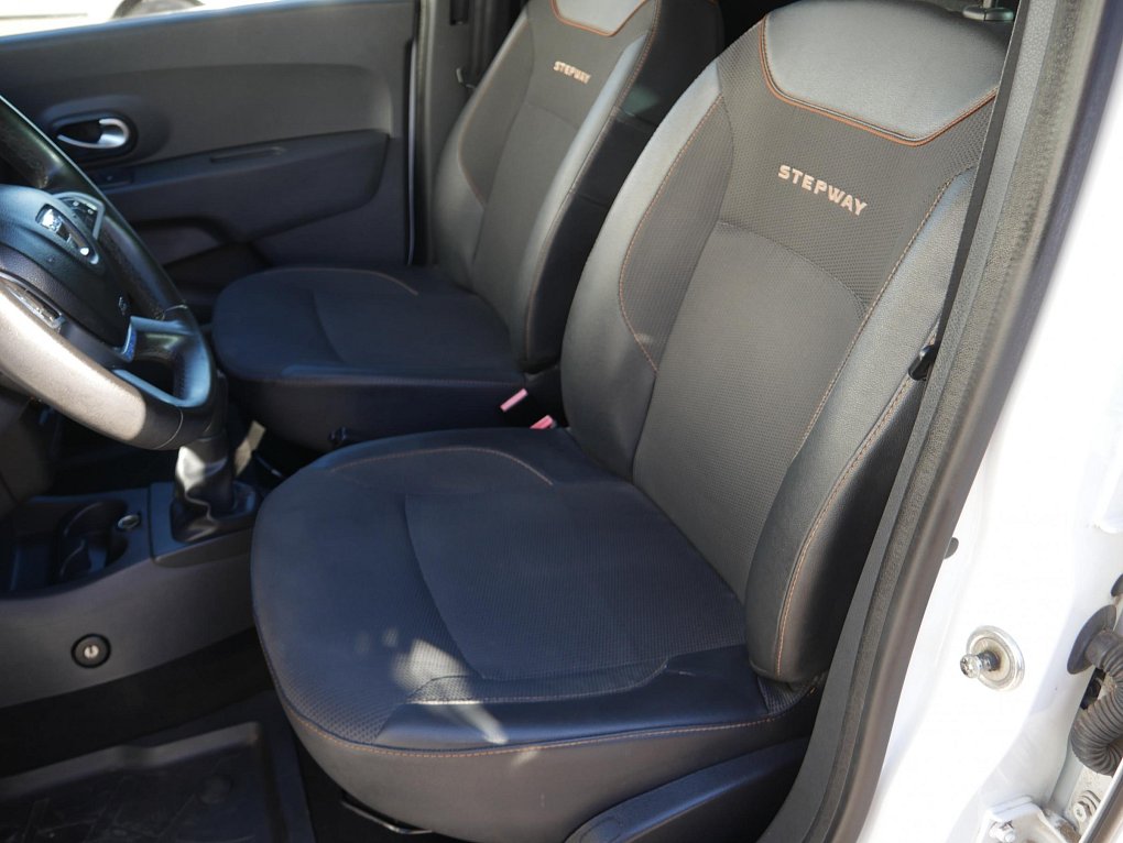 Dacia Lodgy 1.6i Stepway