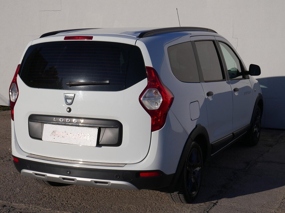 Dacia Lodgy 1.6i Stepway