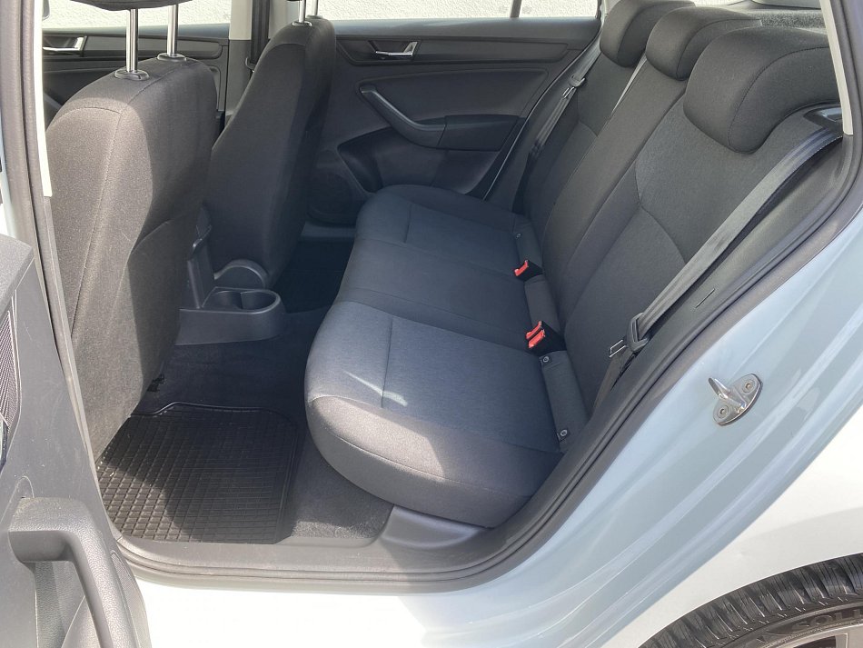Škoda Rapid 1.0 TSi Cool Edition