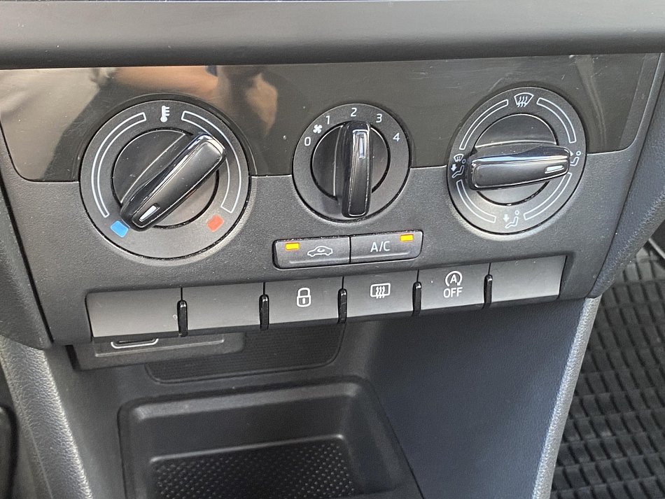 Škoda Rapid 1.0 TSi Cool Edition