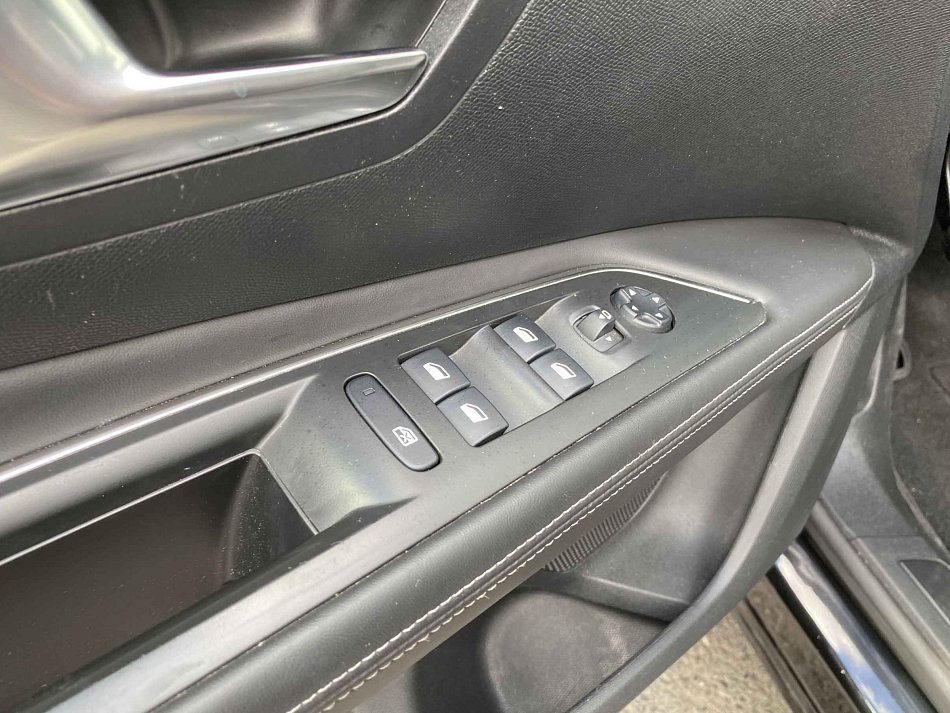 Peugeot 3008 2.0 HDi Allure