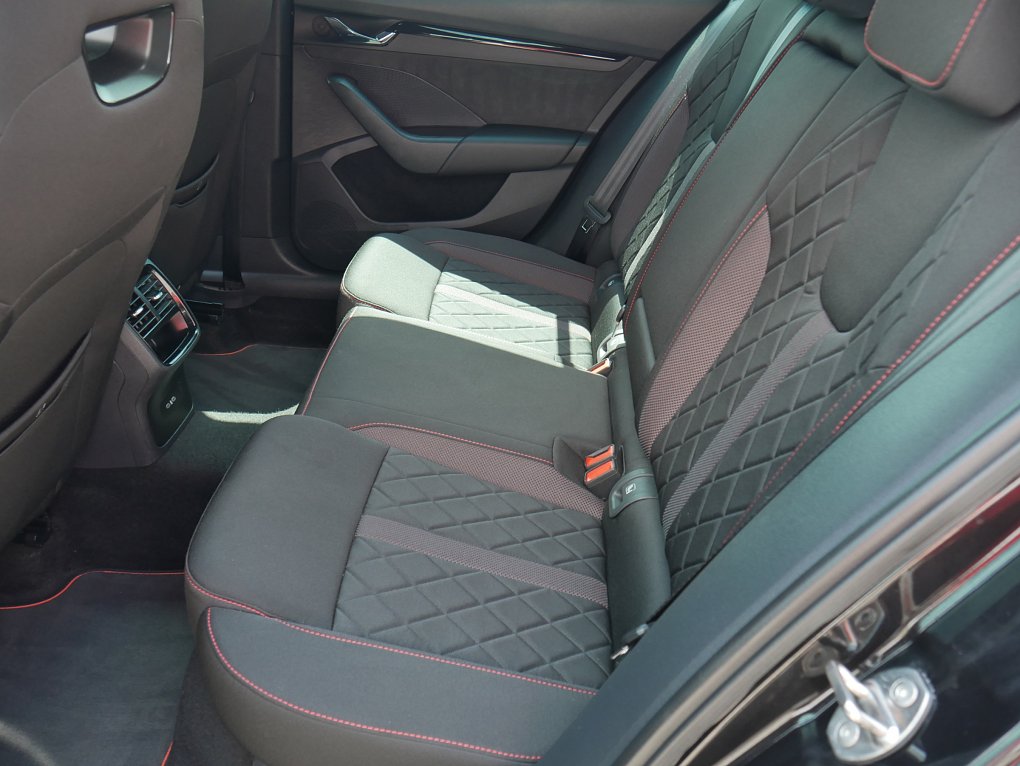 Škoda Octavia IV 2.0TDi RS 4x4
