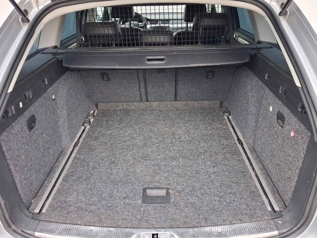 Škoda Superb II 2.0 TDi Elegance