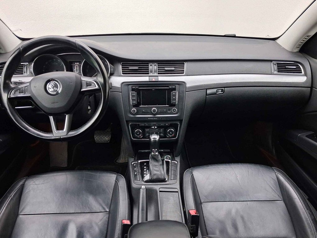 Škoda Superb II 2.0 TDi Elegance