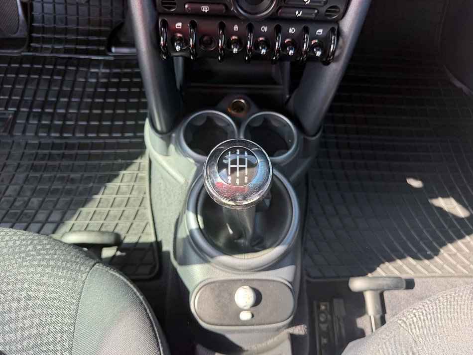 Mini Cooper 1.6i 