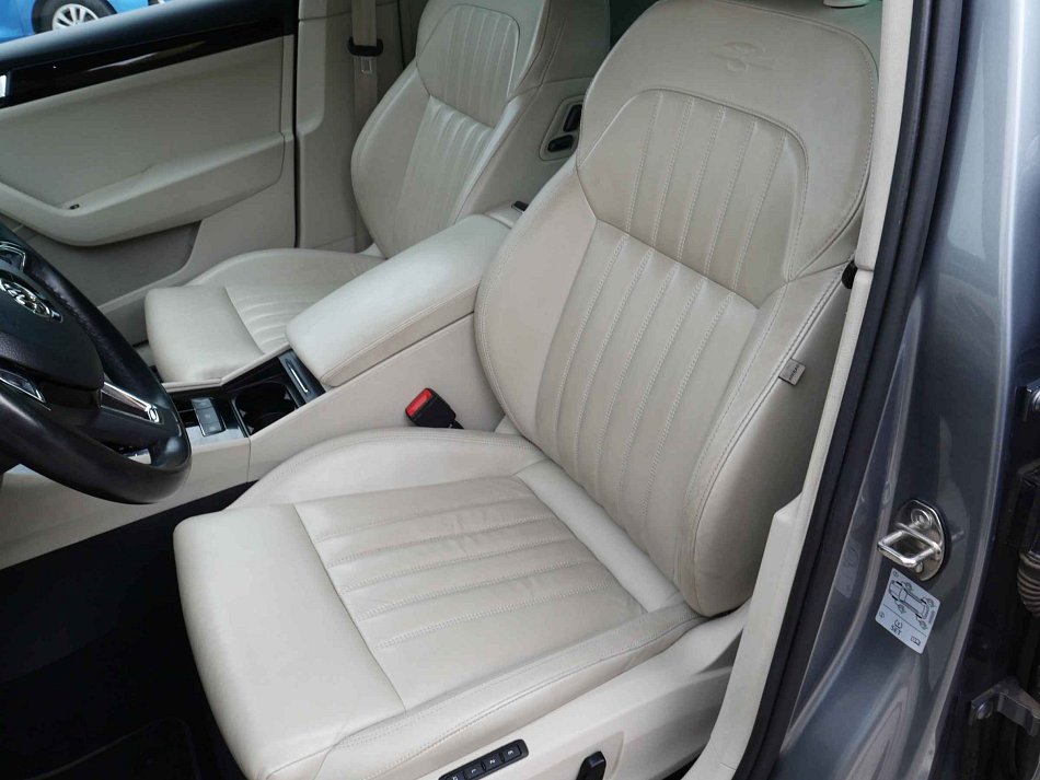 Škoda Superb III 2.0 TDi L&K 4x4