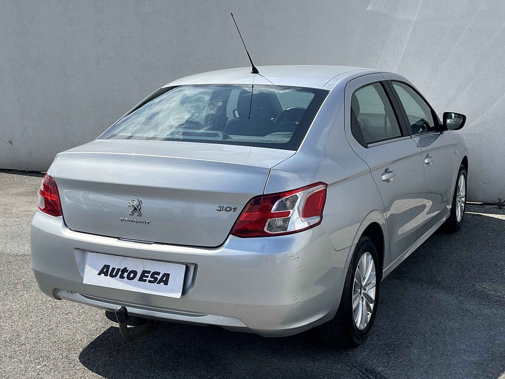 Peugeot 301 1.2PT 