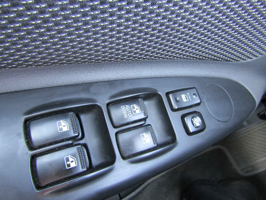 Kia Rio 1.4i 
