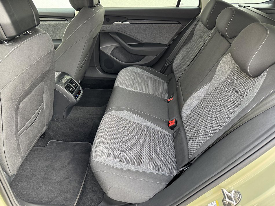 Škoda Superb IV 2.0 TDi Selection