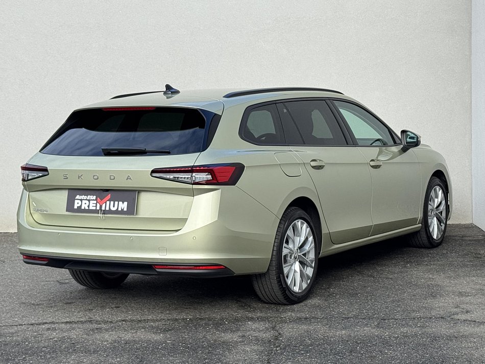 Škoda Superb IV 2.0 TDi Selection