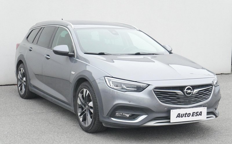 Opel Insignia 2.0 CDTi Country Tourer 4x4