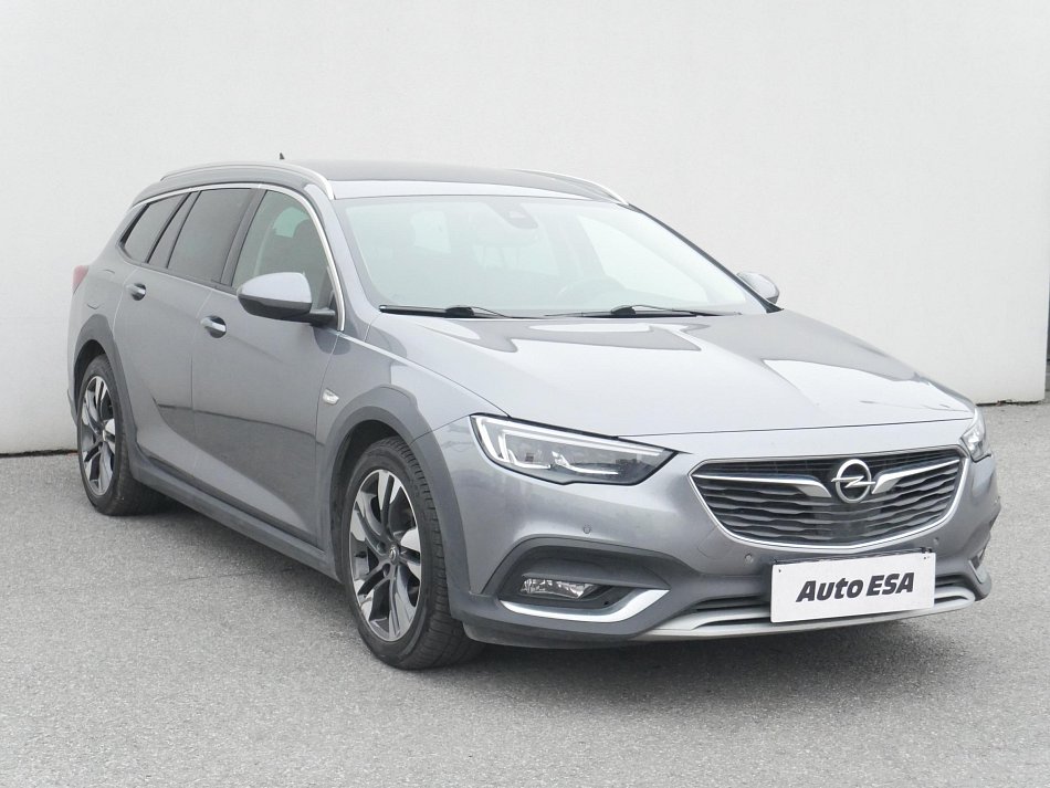 Opel Insignia 2.0 CDTi Country Tourer 4x4