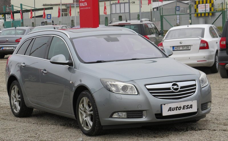Opel Insignia 2.0 CDTi 