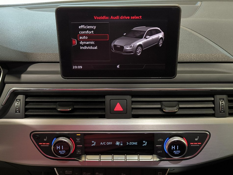 Audi A4 3.0 TDi V6 S-line Quattro