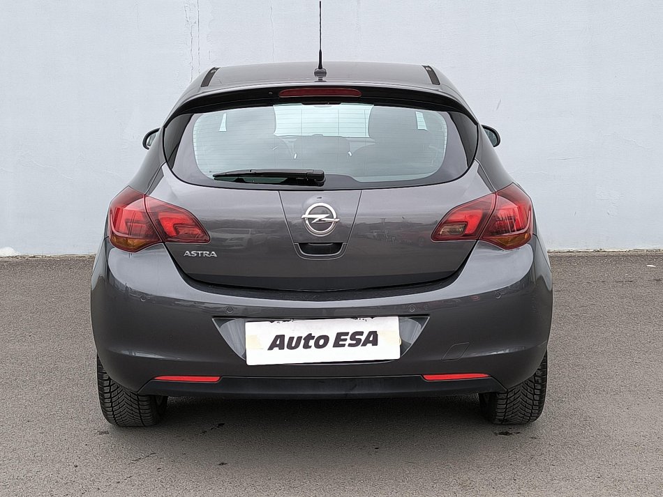 Opel Astra 1.6i 